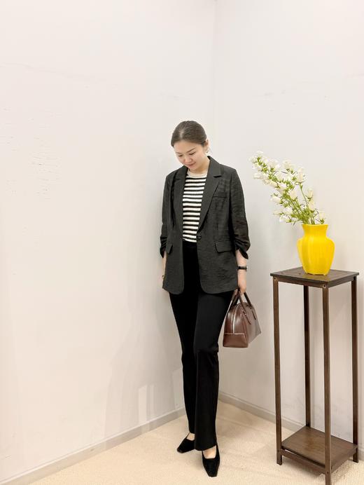 黑色暗纹极简收腰西服 商品图2