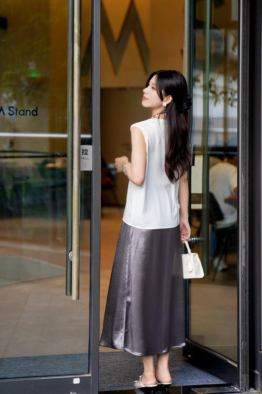 M2臣禾	【真丝背心】 拼罗纹合体版型无袖背心	JZ252050975 商品图8