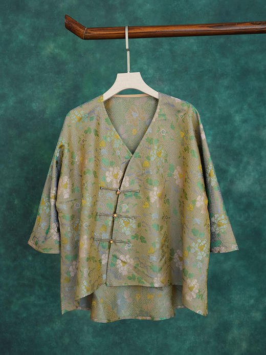 C251682上衣 商品图0