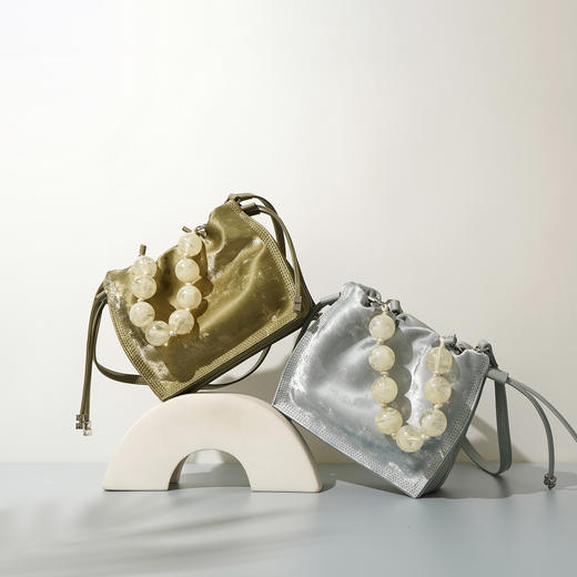 【预售3天】新中式斜挎包休闲慵懒风流行包包质感手提包F9754A 商品图0