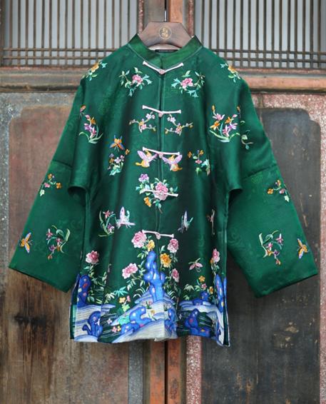 盛唐牡丹| 手工刺绣一年景吉服-绿色(盛唐牡丹与非遗传承人王小潇联名系列）)[特价品] 商品图0