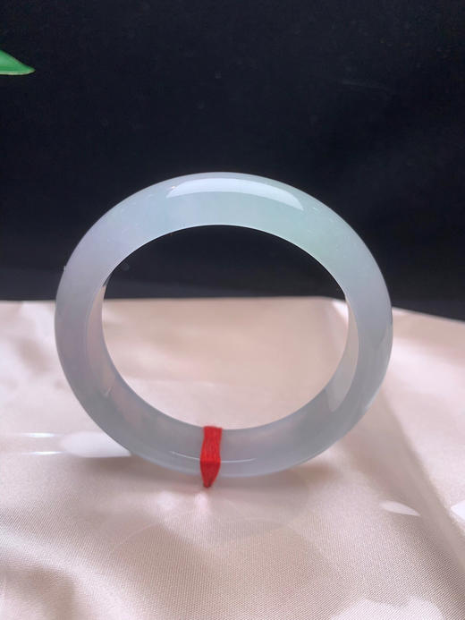 620023，53.8冰底种水镯。超级冰透 。局部带底色，整体干净起光，小清新 商品图0