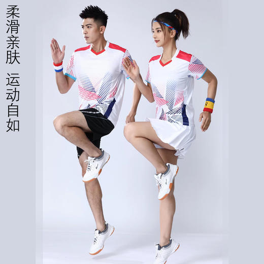 成人羽毛球服套装短袖男女款 速干透气户外跑步训练运动套装 商品图1