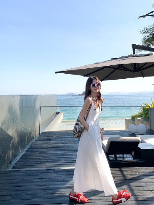 <曾小咸推荐>韩系氛围感温柔白色吊带连衣裙 商品图13