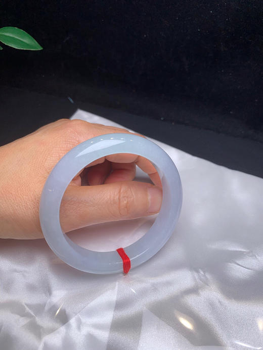 620026，55.5冰晴底手镯、特别清爽，有一大截种水更好， 局部略带淡紫 商品图5