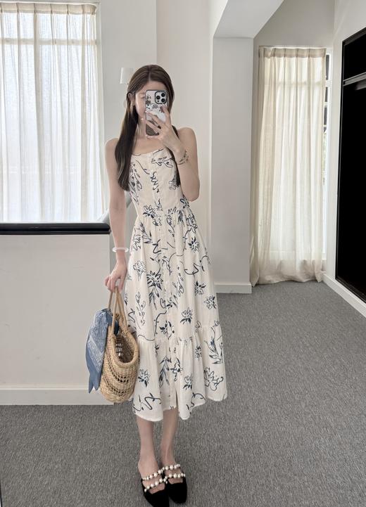 巴黎漫步｜沐光蓝卉 法式印花方领吊带连衣裙 天丝&苎麻混纺面料 米杏色 商品图0