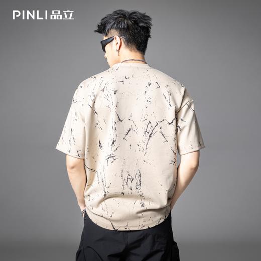 PINLI品立2025夏季新款宽松短袖T恤裂纹肌理烧花扎染印花男士上衣B252111065 商品图2