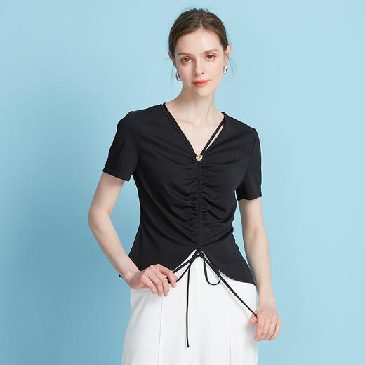 EITIE爱特爱夏季新款时尚显瘦V领抽绳褶皱露脐T恤上衣7802523 商品图3