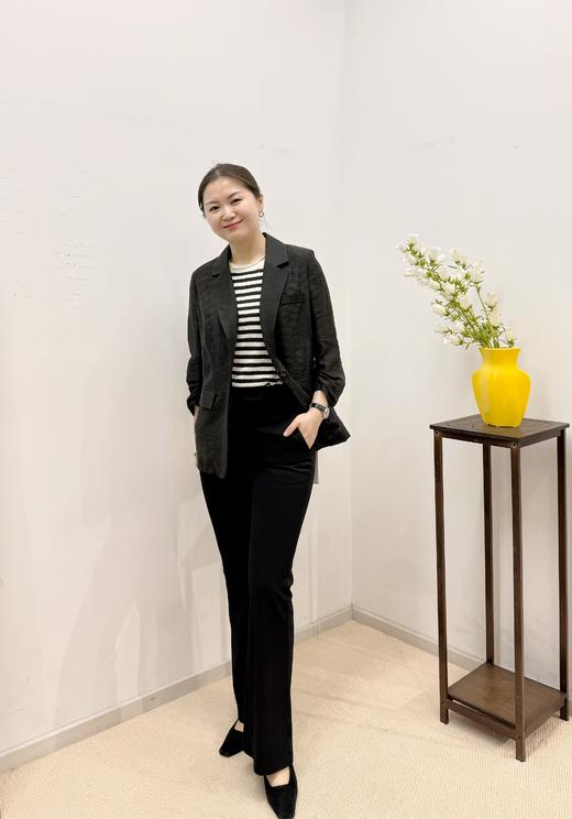 黑色暗纹极简收腰西服 商品图4