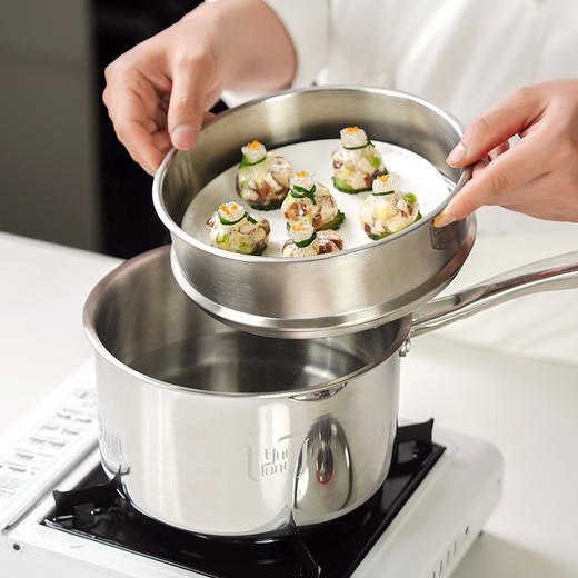 【昀蓉·定制周边】316L不锈钢奶锅+蒸笼套组，五层钢加厚2.5mm，导热迅速，受热均匀，坚固不易变形 商品图0