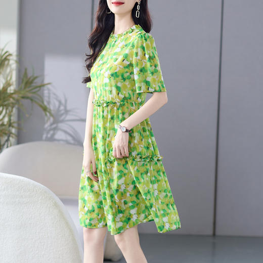 WWM-69519  春夏新款绿色碎花100%桑蚕丝连衣裙今年流行的爆款女装 商品图1