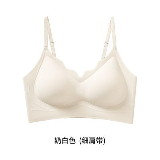 【新品上市 买一送一】运动文胸新款草本同款 舒适透气软支撑聚拢无痕内衣绿色细肩带薄款运动文胸 商品图9