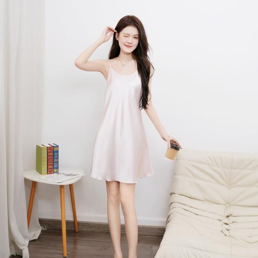 【秒杀❗19.9抢🔥冰丝性感睡裙】高贵轻奢又优雅，柔滑缎面感，为舒适加分，顺滑透气吸湿，性感睡衣宽松仿真丝绸吊带背心裙子睡裙睡衣QQ 商品图6