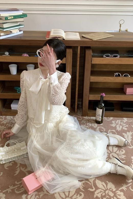 ANSUABEL 蕾丝系带蝴蝶结上衣 20171 商品图1