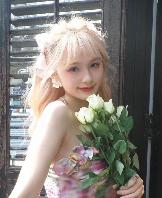 何F鸢尾方糖两用耳钉 商品图3