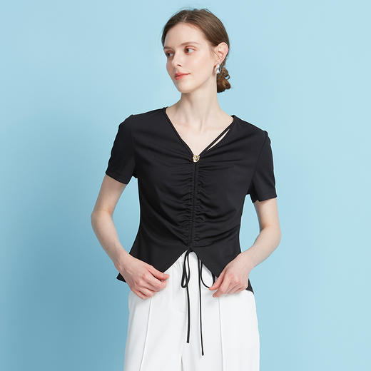 EITIE爱特爱夏季新款时尚显瘦V领抽绳褶皱露脐T恤上衣7802523 商品图2