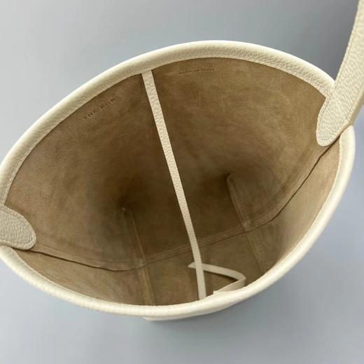 THE ROW Logo徽标系带开合 水桶包单肩手提包（CB） 商品图3