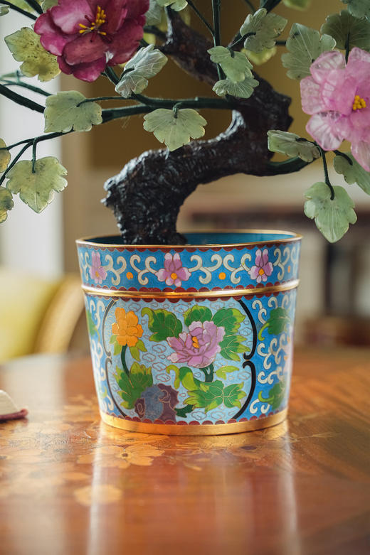 【已售】独角鹿西洋古董 中国出品传统花卉纹景泰蓝盆装饰「富贵牡丹」珍宝像生盆景摆件 商品图3