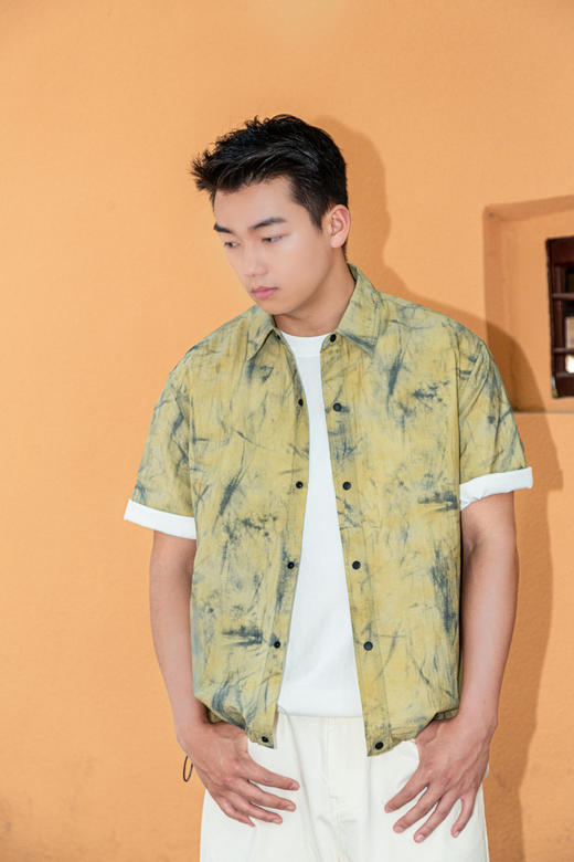 521122214时尚短袖衬衫 商品图0