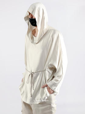 Rick Owens | HOLLYWOOD 秀款连帽束腰绉缎外衣