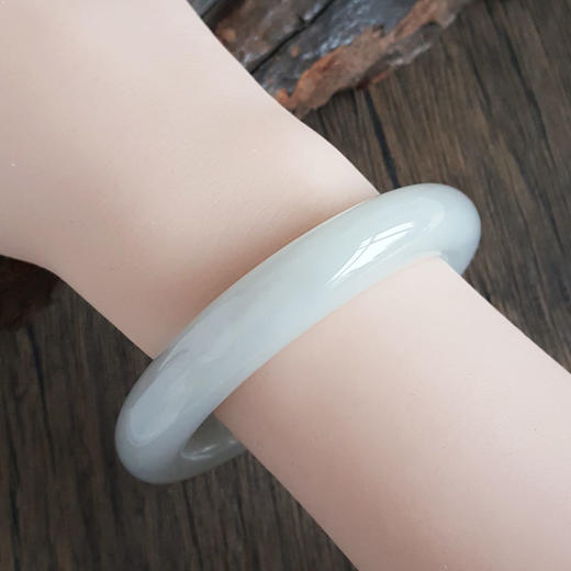 【天然正品】天然无杂裂青海料烟紫56号和田玉手镯女士现售价：1880！120525NJM18 商品图8