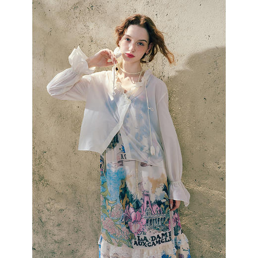 两三事 郁香晨露 2025夏季新款小清新荷叶边领郁金香抽绳短外套女 商品图2