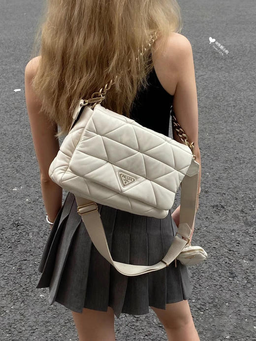 【高品质私服】【CC百褶显瘦短裙】隐藏不足巧显瘦高，重工定位多褶设计G1243-CC【无标出货 介意慎拍】 商品图4