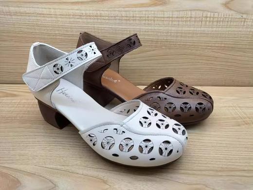 豪行真皮休闲女鞋23292835时尚中跟包头凉鞋 商品图4