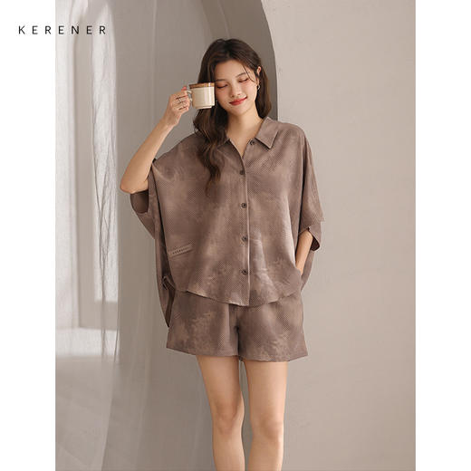可人儿夏季设计师款睡衣夏天泡泡绵蝙蝠袖少女短裤时尚家居服套装 商品图0