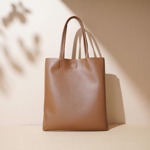 【预售3天】2025高级感大托特简约小众设计大容量单肩包通勤包X9240 商品图0