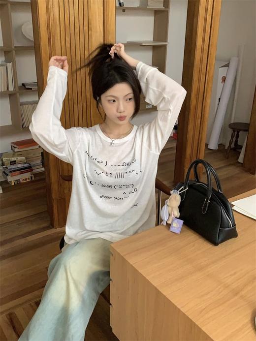 <曾小咸推荐> 慵懒字母长袖罩衫棉T 商品图4