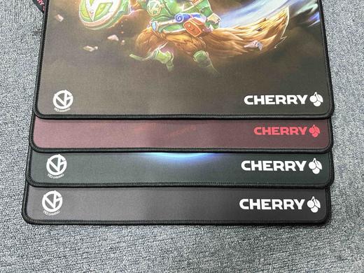 樱桃鼠标垫4mm加厚锁边  355x280mm 商品图1