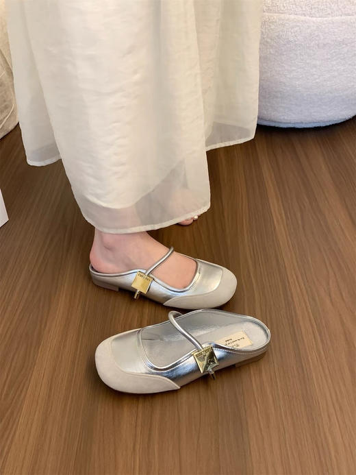 【miu风玛丽珍芭蕾半拖拖鞋】法式单鞋包头外穿半拖，颜值好惊艳，上脚软软的 全网爆炸火的包头半拖，上脚超方便包头设计不露趾，鞋底特别软显腿细、显高显瘦、质感满满 商品图2