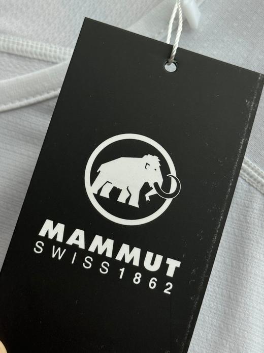 点此购买 猛犸象夏季男子运动跑步健身训练速干短袖T恤 LL 319446 商品图9