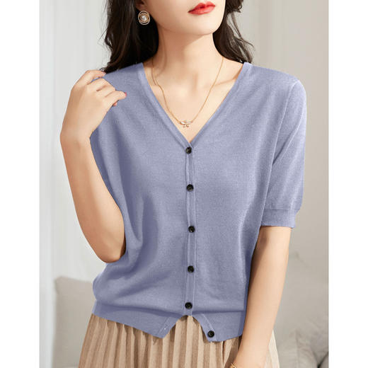 百媚生 夏季新款百搭法式v领纽扣冰丝针织衫3226A 商品图4