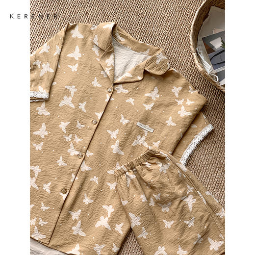 可人儿小众设计师新款泡泡绵女士睡衣夏季短袖可外出家居服三件套 商品图2