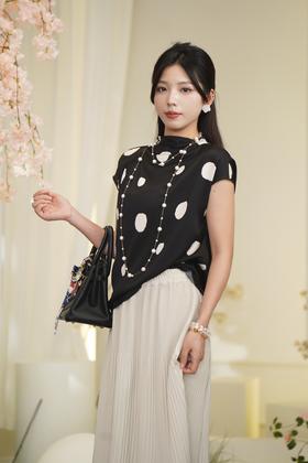 臣禾	【波点印花衬衫】19姆米弹力双乔真丝短袖上衣	JZ252050238