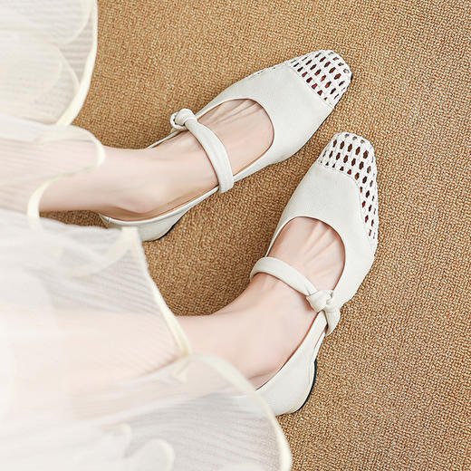 【预售5天】法式编织浅口方头粗跟单鞋女百搭舒适真皮中跟一字带镂空凉鞋HCYYHD&6153 商品图2