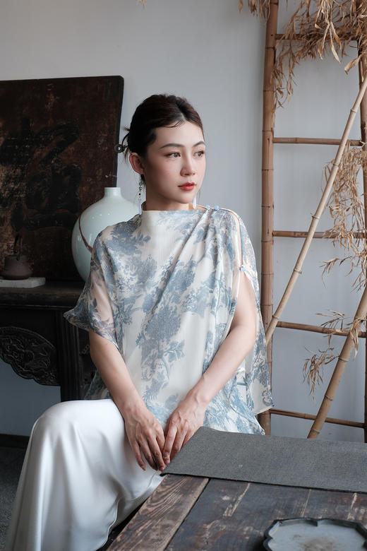 盛唐牡丹| 真丝雪纺斜襟上衣 商品图1