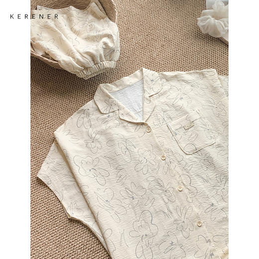 可人儿小众设计师新款泡泡绵女士睡衣夏季短袖可外出家居服三件套 商品图2