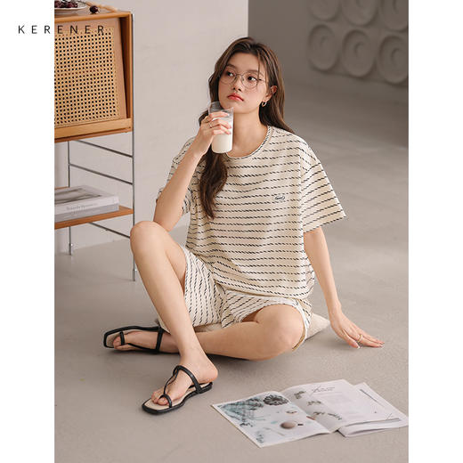 可人儿小众设计师新款奥力绵女士睡衣夏季短袖可外出家居服套装 商品图1