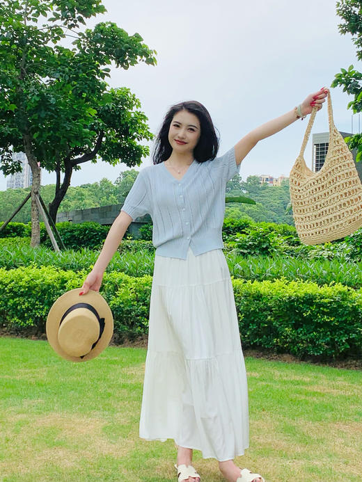 【百图lulu定制】【海盐针织开衫】V领 100%莱赛尔天丝 凉爽清新氛围感 针织开衫 商品图3