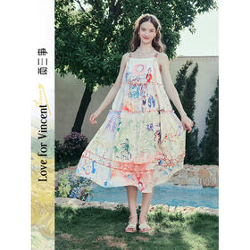 两三事汐光梦绘2025夏季新款度假风流苏串珠吊带印花裙宽松连衣裙