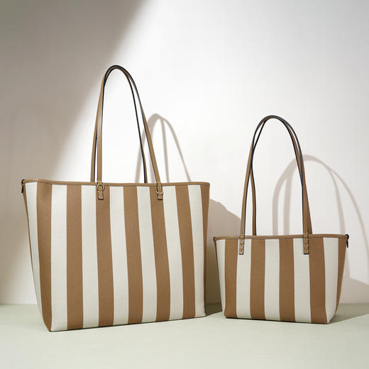 【预售3天】2025年新款高级条纹休闲单肩托特包大容量小众设计感时尚旅行包YQ3636 商品图0