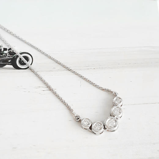 【天然正品】PT900铂金时尚设计款5颗排镶近50分钻石吊坠项链40CM女士现售价：3680！160525NJM33 商品图4