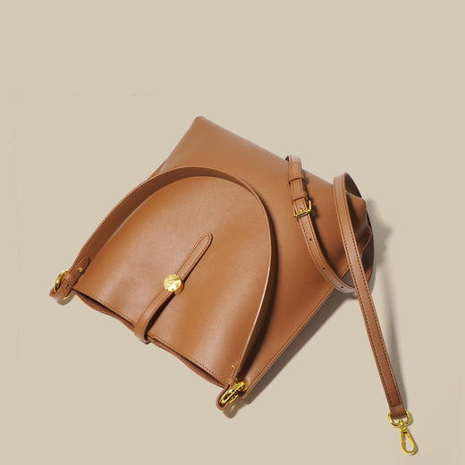 【预售3天】水桶包女2025新款时尚百搭大容量通勤包小众单肩斜挎托特包F7171 商品图1