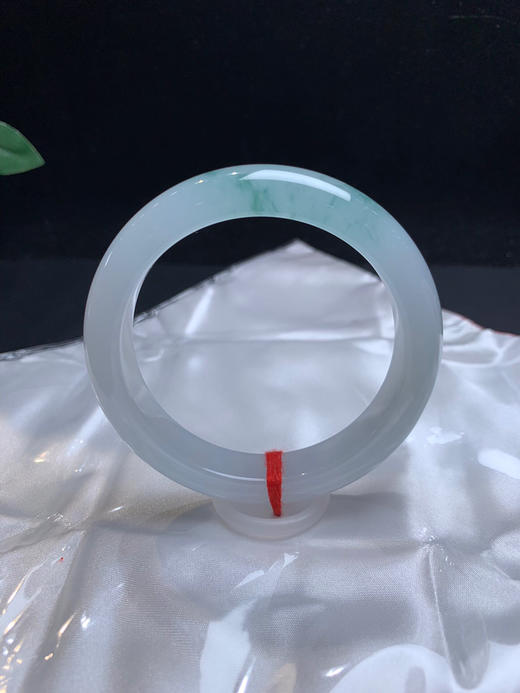 620032，56.3冰飘花手镯，条形好，清新冰润，飘一节清新淡雅的花色 商品图5