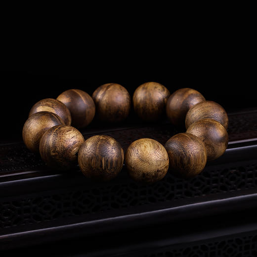 xy0343沉香20mm大素串单圈手串 商品图3