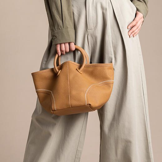 【预售3天】2025小众通勤菜篮子托特包手提单肩包软皮水桶包百搭斜挎包HD9277-D 商品图0