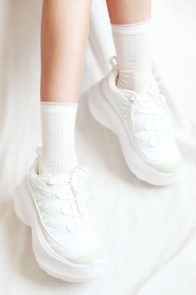 也太显高了吧！！！哈哈，很好看的厚底老爹鞋缓震慢跑鞋C052358